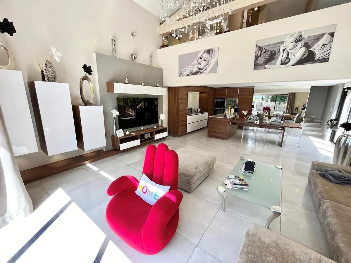 Gite Bb Chic Du Domaine De La Franquette Caderousse