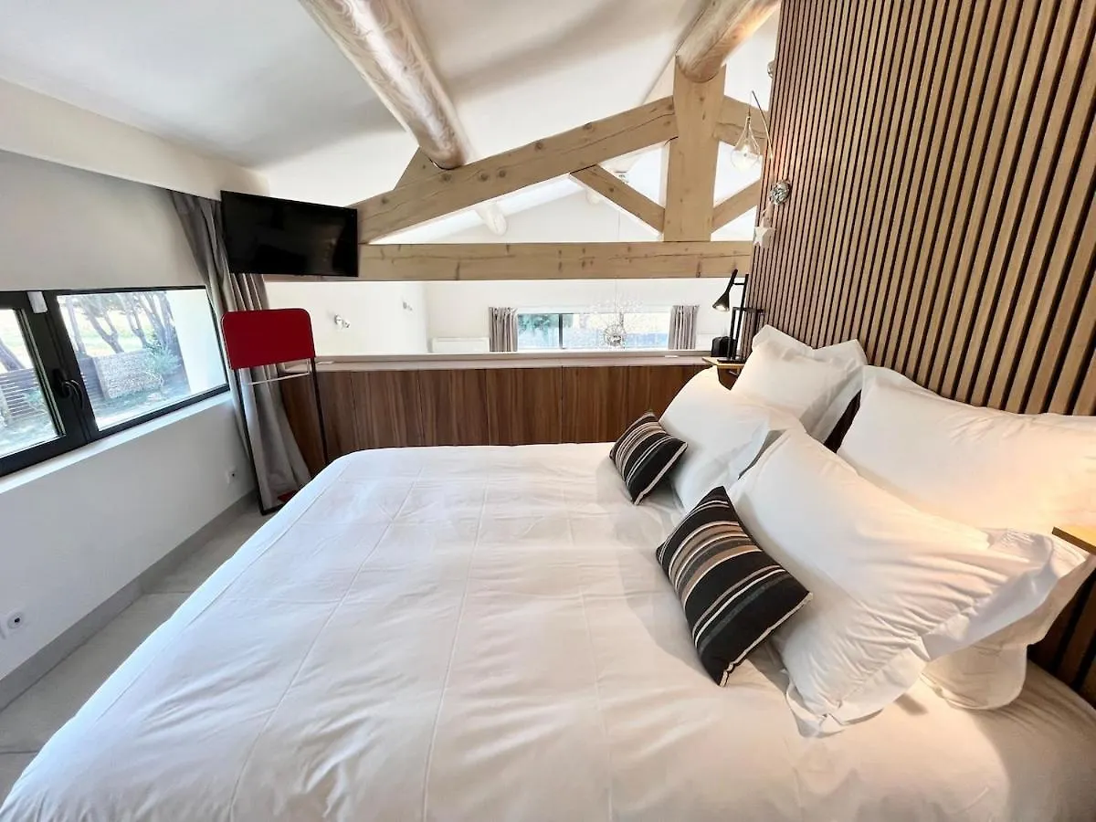 Gite Bb Chic Du Domaine De La Franquette Caderousse Holiday home