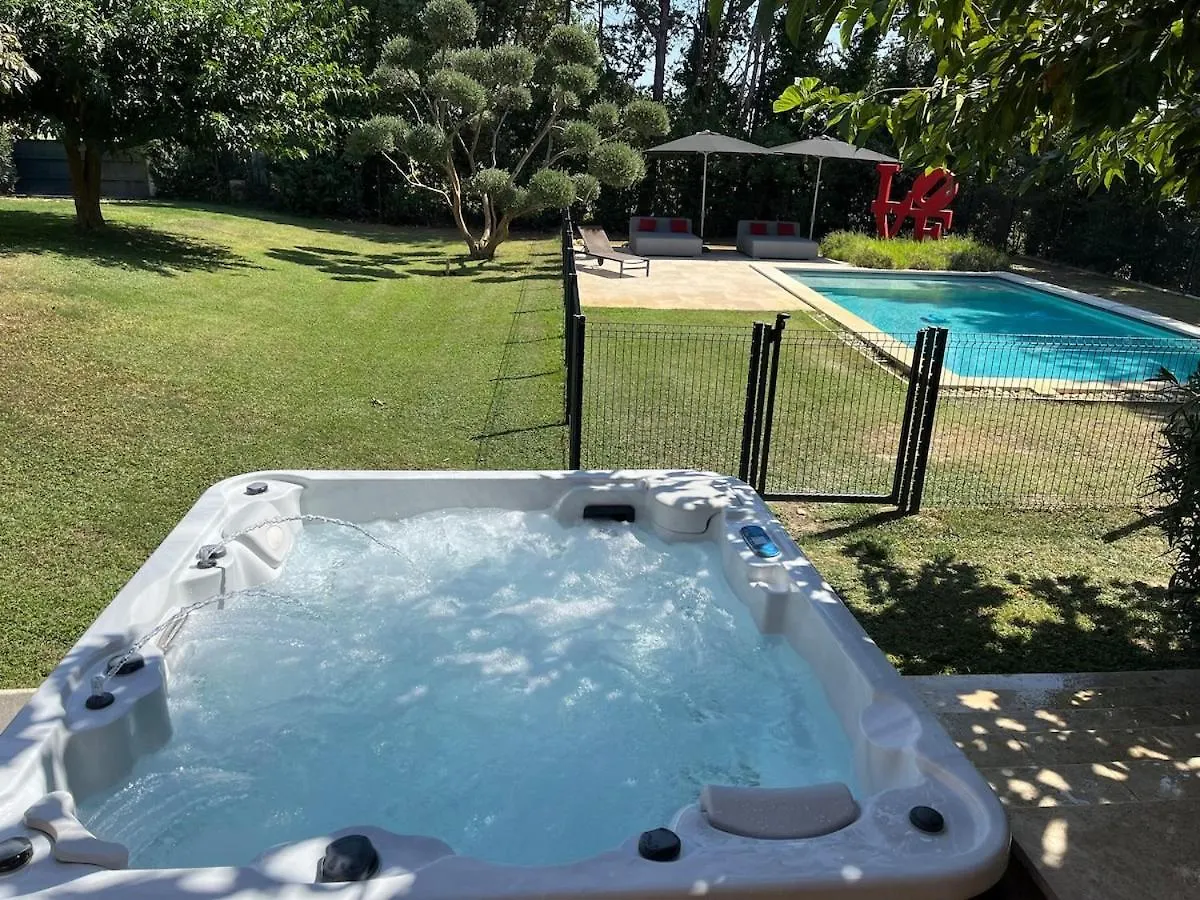 Gite Bb Chic Du Domaine De La Franquette Caderousse Holiday home