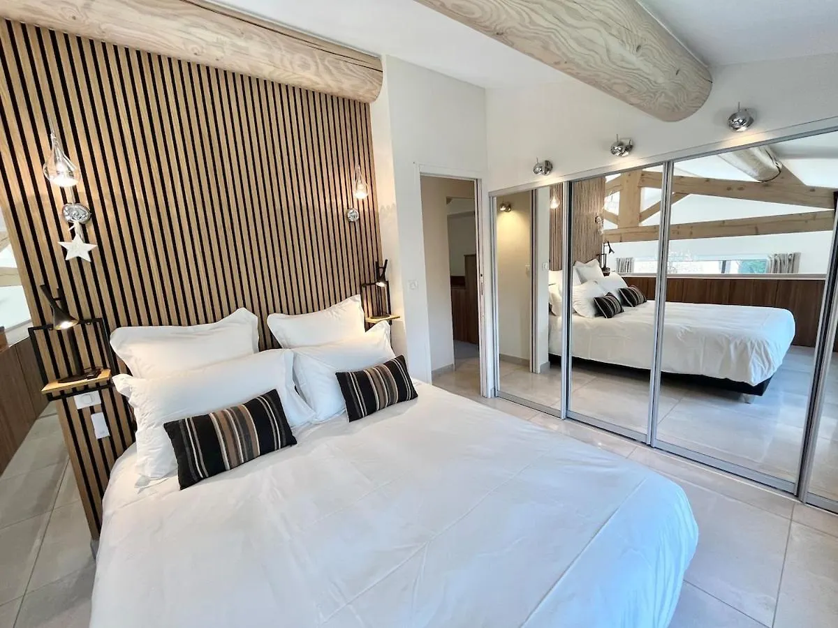 Gite Bb Chic Du Domaine De La Franquette Caderousse 0*,
