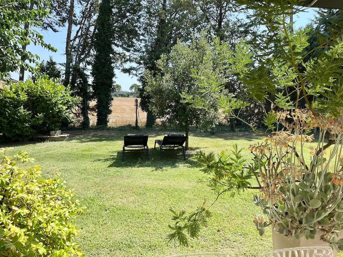 Gite Bb Chic Du Domaine De La Franquette Caderousse