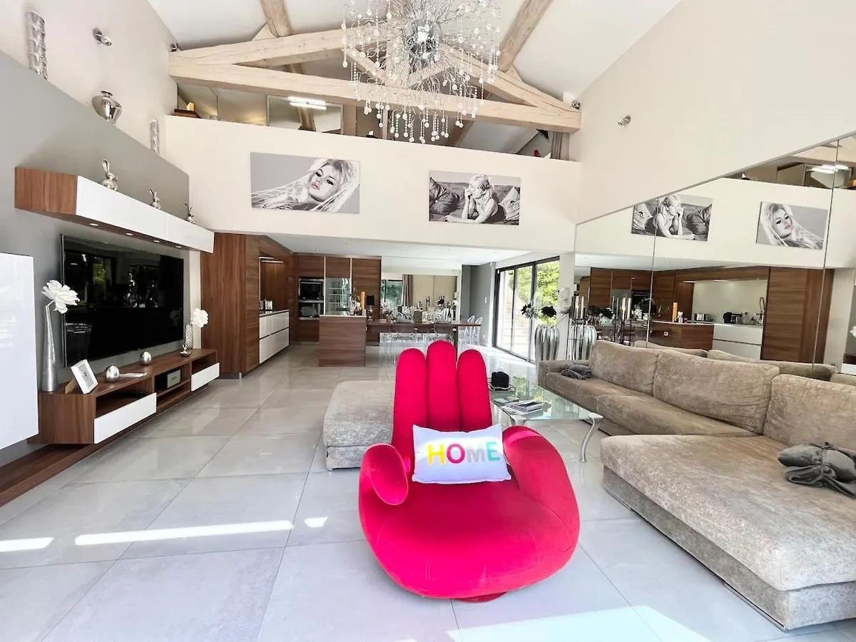 Gite Bb Chic Du Domaine De La Franquette Caderousse